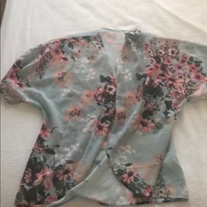Women’s Floral Tunic (s)